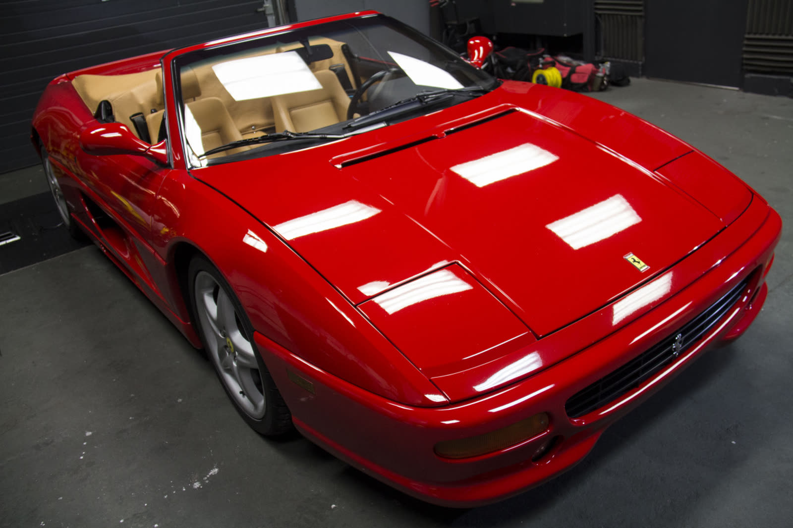 Ferrari F355 Spider