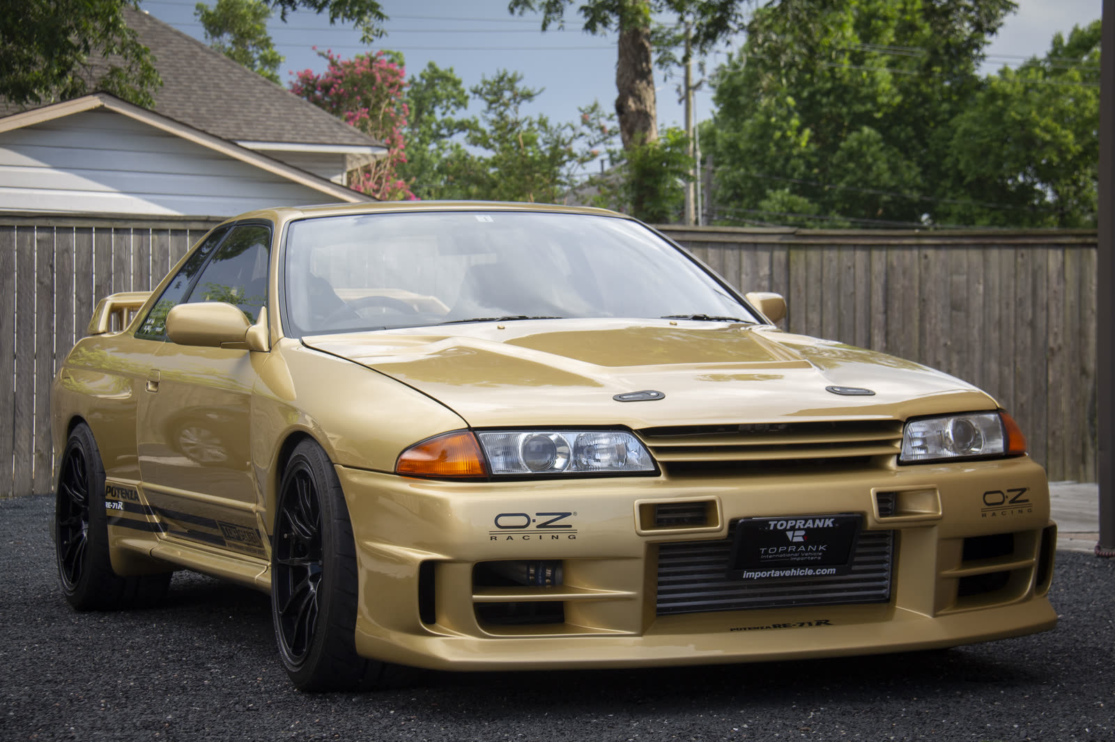 Nissan Skyline R32 GT-R